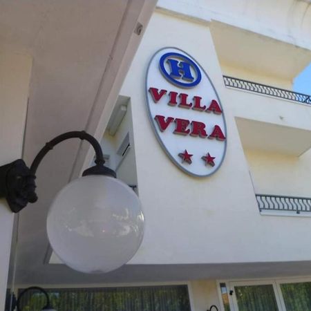Hotel Villa Vera Rimini Eksteriør bilde
