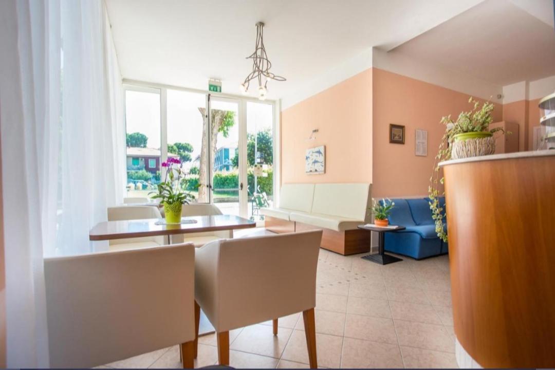 Hotel Villa Vera Rimini Eksteriør bilde