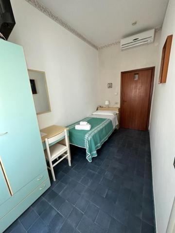 Hotel Villa Vera Rimini Eksteriør bilde