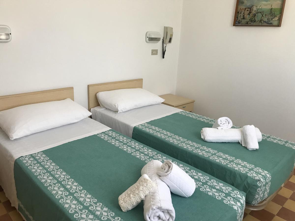 Hotel Villa Vera Rimini Eksteriør bilde